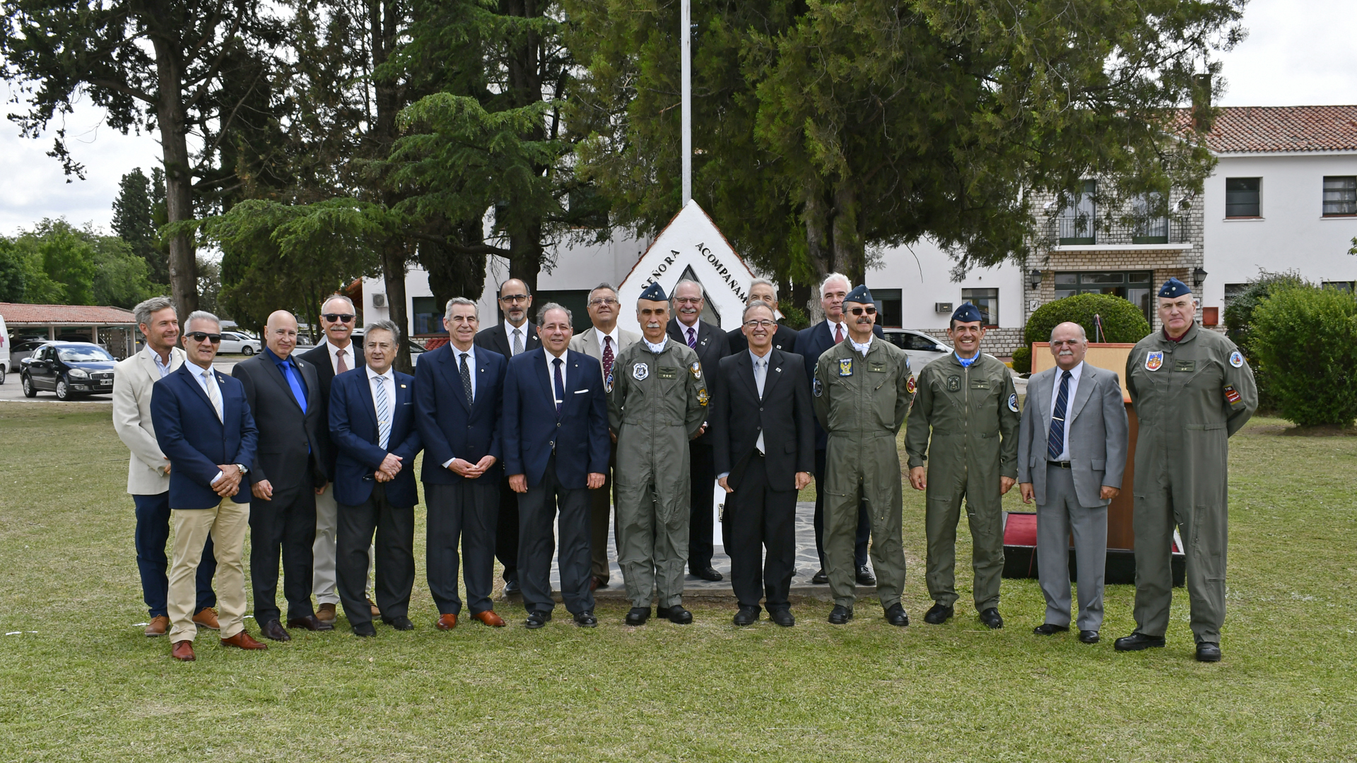 Placa Recordatoria a los Instructores de Vuelo